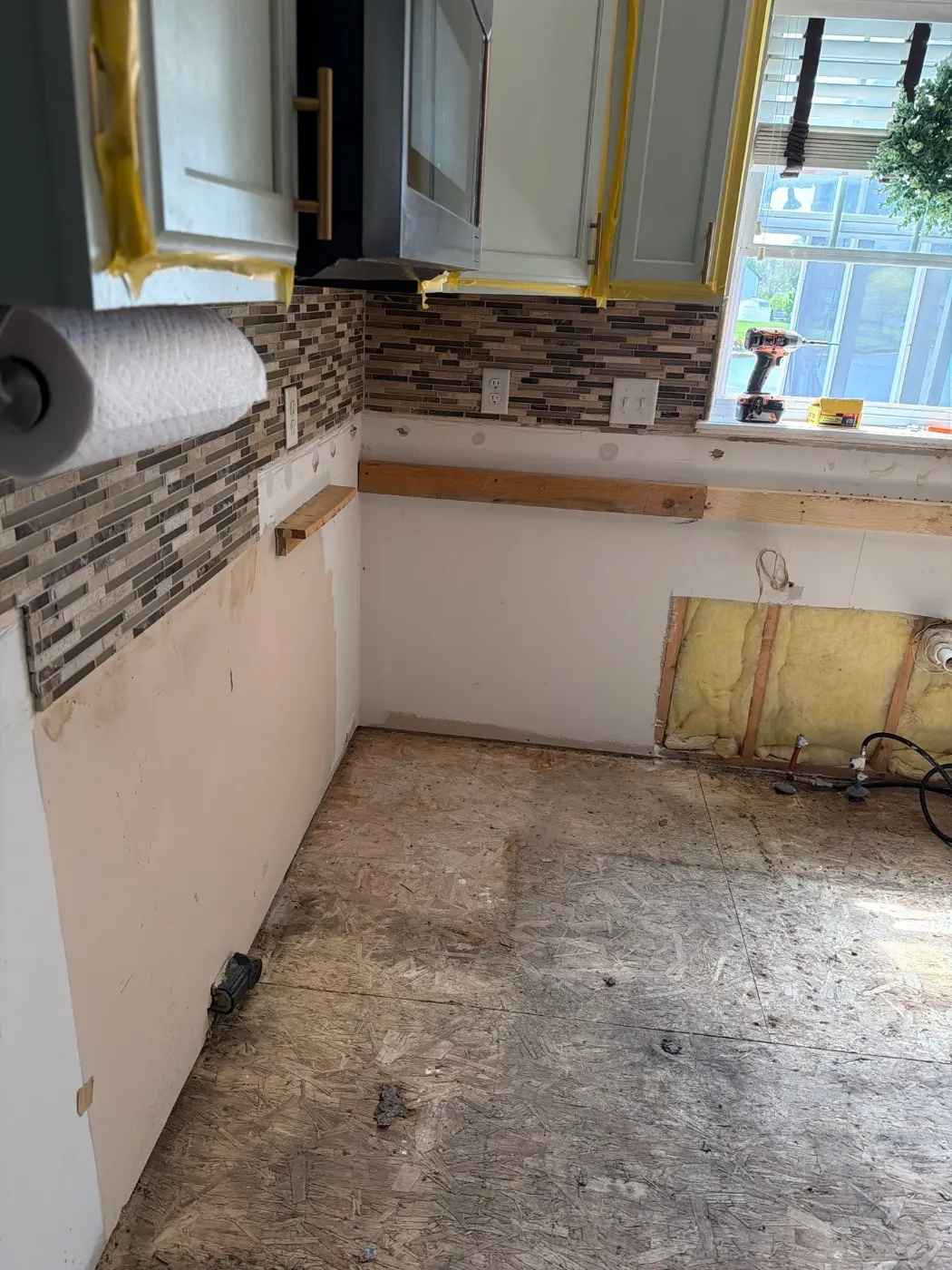 Containment setup for mold remediation in Pittsboro home